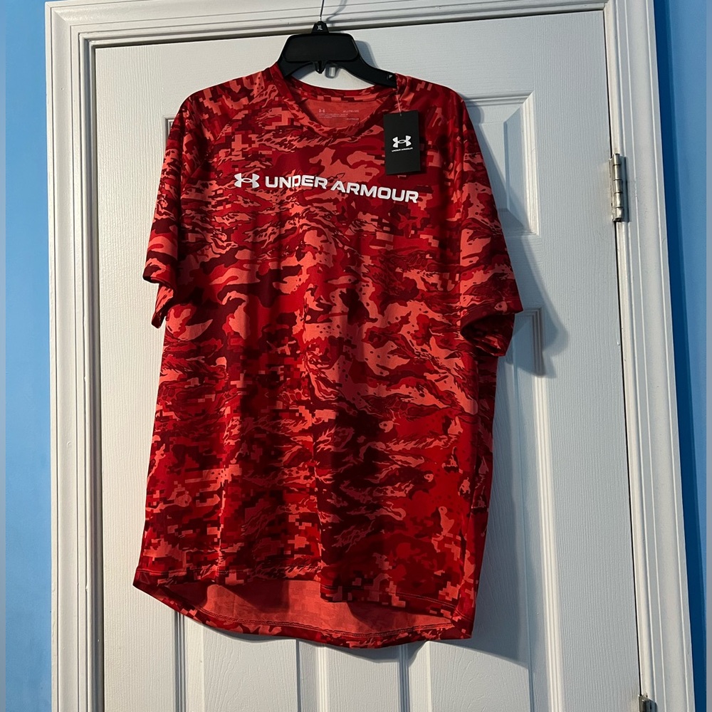 Tech camo tee